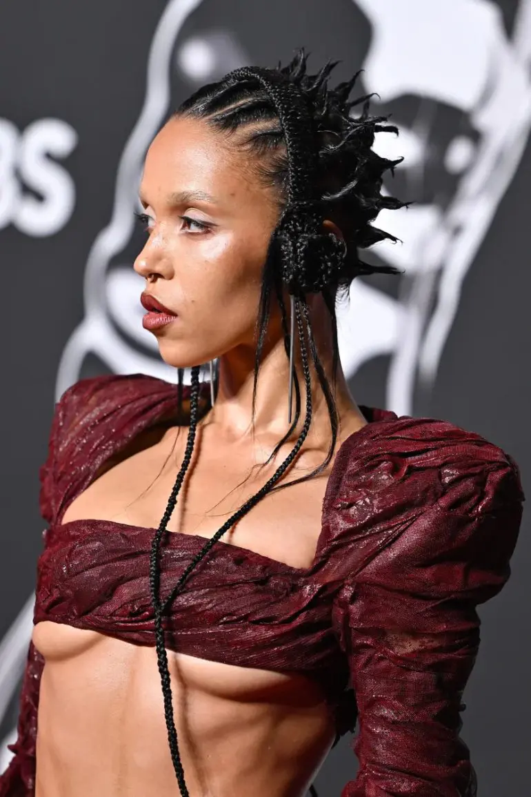 FKA Twigs MTV VMA 2025