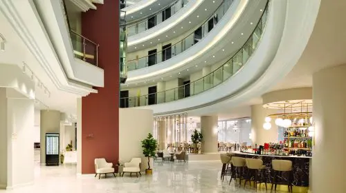 Ramada by Wyndham Otopeni – Experiențe premium, ospitalitate la superlativ