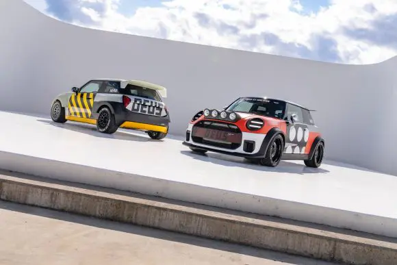 MINI JCW x Deus Ex Machina: Două concepte. Două automobile. Entuziasm unic