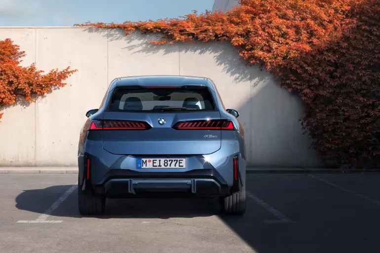 BMW iX3 