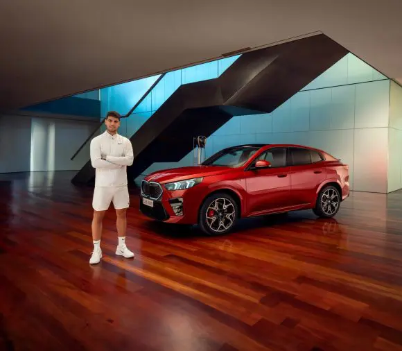 BMW extinde parteneriatul cu vedeta tenisului spaniol Carlos Alcaraz
