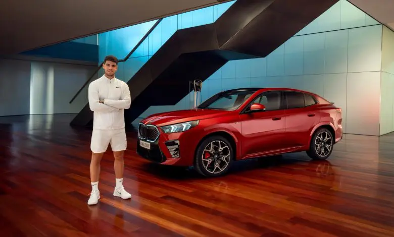BMW extinde parteneriatul cu vedeta tenisului spaniol Carlos Alcaraz