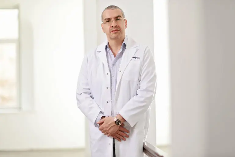 Dr. Dorian Schwartz