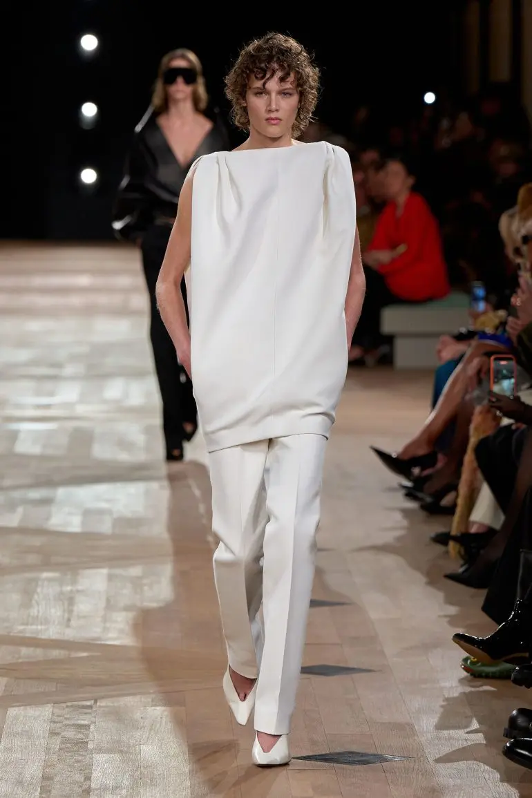 Balenciaga primăvară 2026