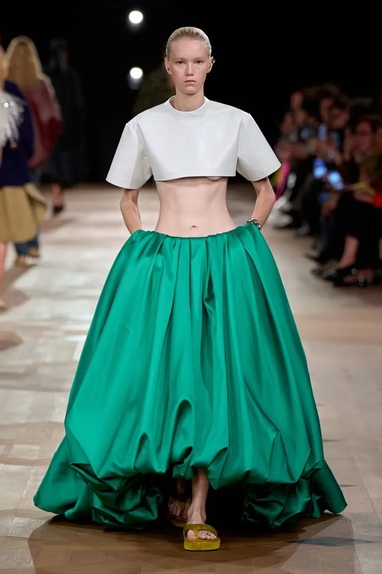 Balenciaga primăvară 2026 