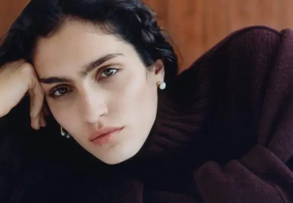 COS propune cașmirul ca declarație supremă a acestui sezon