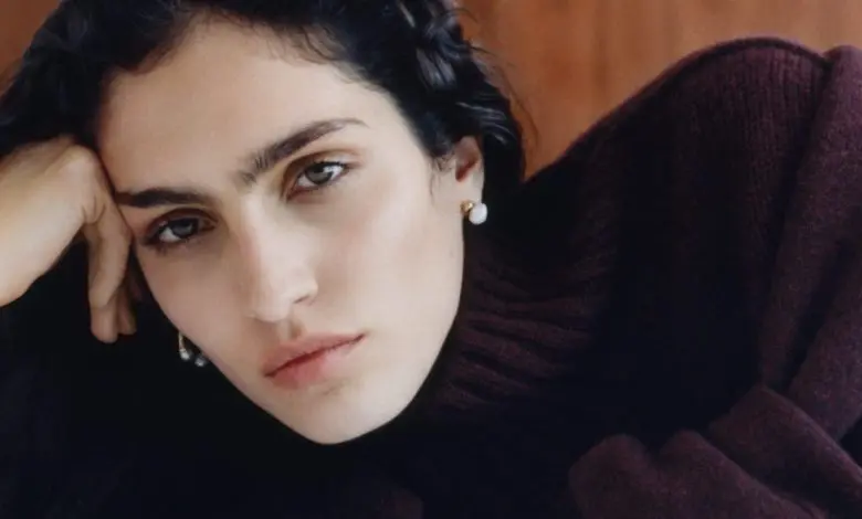 COS propune cașmirul ca declarație supremă a acestui sezon