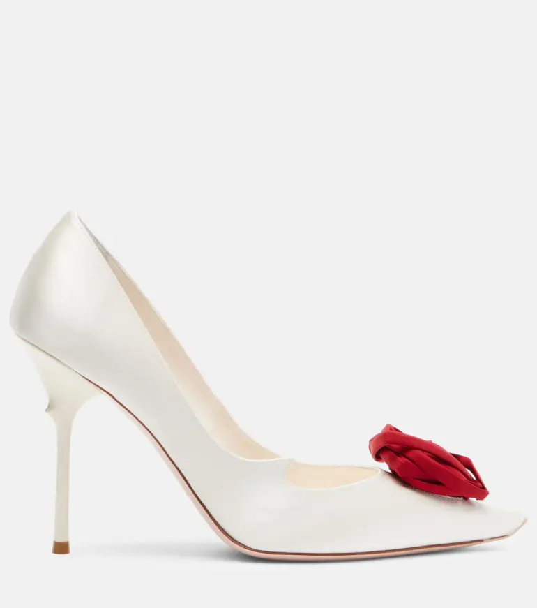 Roger Vivier X MyTheresa