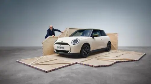 MINI Paul Smith Edition – următorul pas în colaborarea celor două simboluri britanice