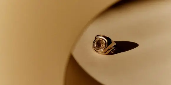 Instagram va premia 25 de creatori de conținut cu inele custom made și o serie de personalizări exclusive