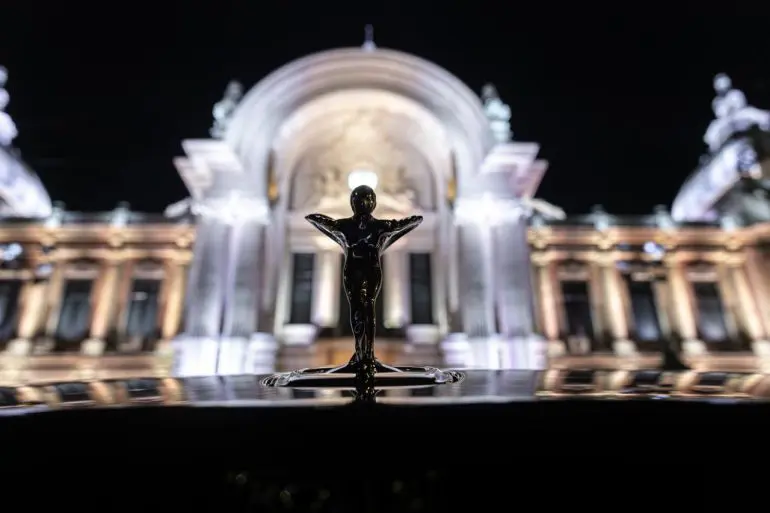 Rolls-Royce Balck Badge Spectre