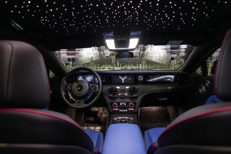 Rolls-Royce Balck Badge Spectre