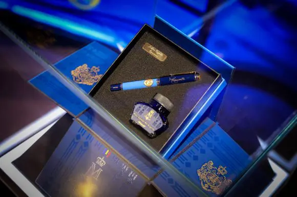 Pelikan lansează o Ediție Regală limitată de stilou în onoarea Majestății Sale Margareta, Custodele Coroanei Române