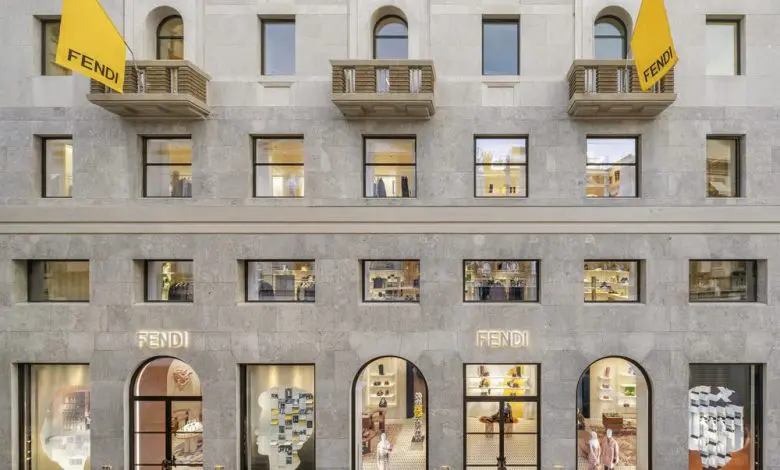 FENDI inaugurează Palazzo FENDI, un nou flagship emblematic