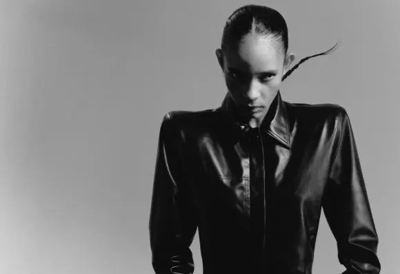 MANOKHI redefinește scena modei din România printr-un eveniment exclusivist