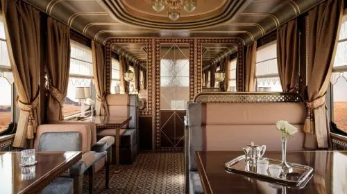 Primul tren de lux din Arabia Saudită stabilește un nou standard pentru călătoriile feroviare