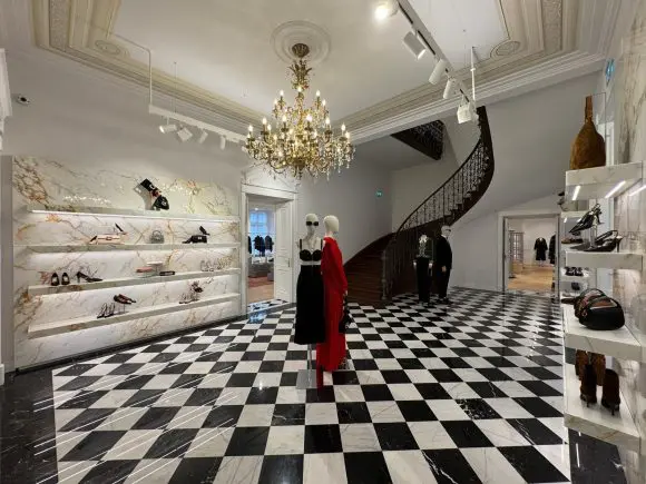 GUCCI revine la București