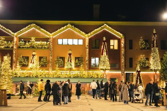 ISSA Christmas Fair 2025 deschide sezonul sărbătorilor cu un concept spectaculos