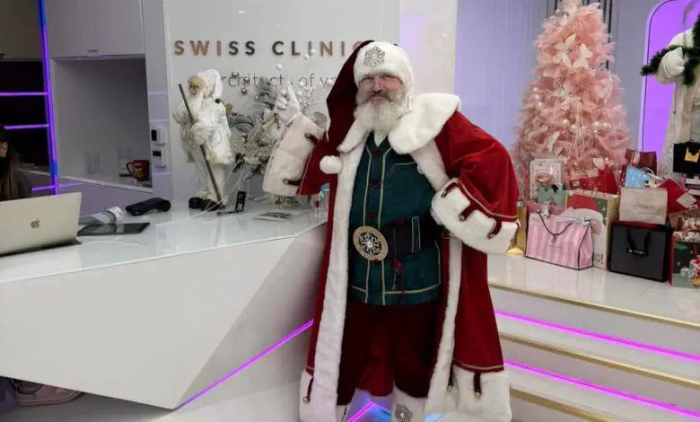 Moș Crăciun a venit la Swiss Clinics pentru copiii din medii defavorizate