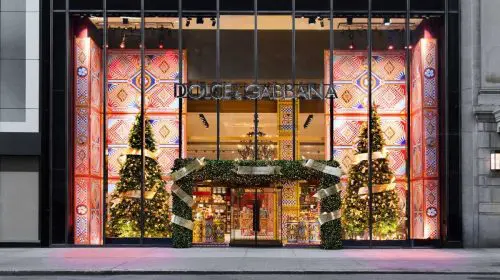 Dolce & Gabbana aduce spiritul festiv italian la New York printr-un târg de sărbători imersiv