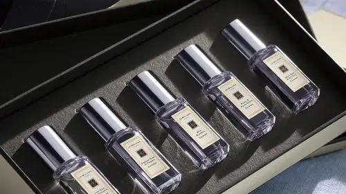 Jo Malone lansează un consilier AI pentru parfumuri