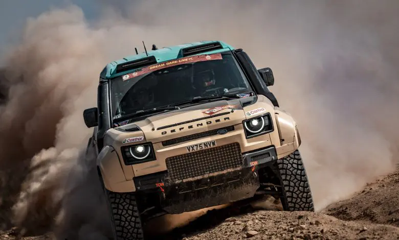 Defender Rally face istorie cu o victorie la debutul în competiția Dakar