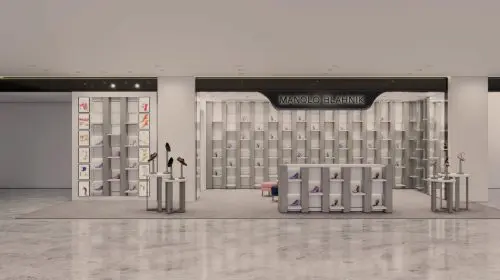 Manolo Blahnik își extinde prezența în China