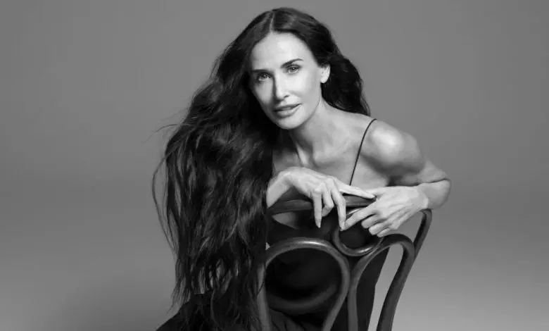 Demi Moore devine imaginea Kérastase