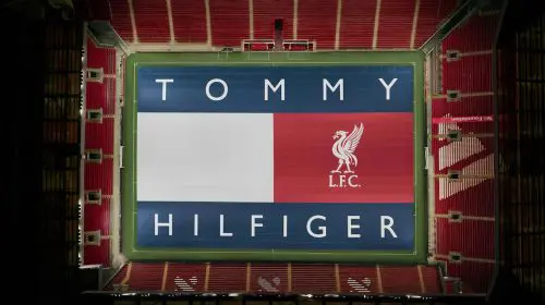 Tommy Hilfiger devine partenerul official al echipei de fotbal Liverpool FC