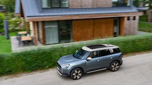 Noul MINI Countryman ONE – cel mai mare MINI cu motorizare nouă, de la 29.950 Euro