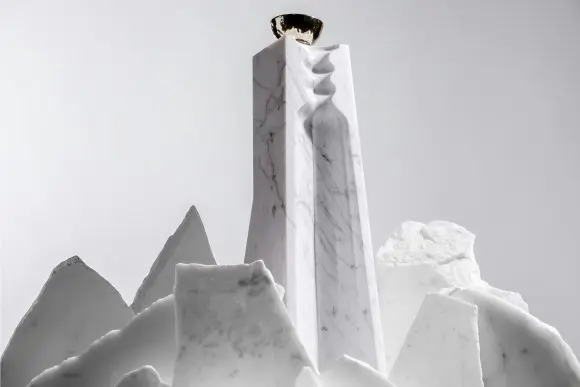 Volcán de mi Tierra a lansat prima tequila Añejo găzduită într-o sticlă de marmură