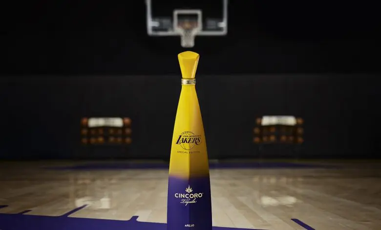 Cincoro colaborează cu Lakers pentru lansarea unei tequila Añejo în ediție limitată