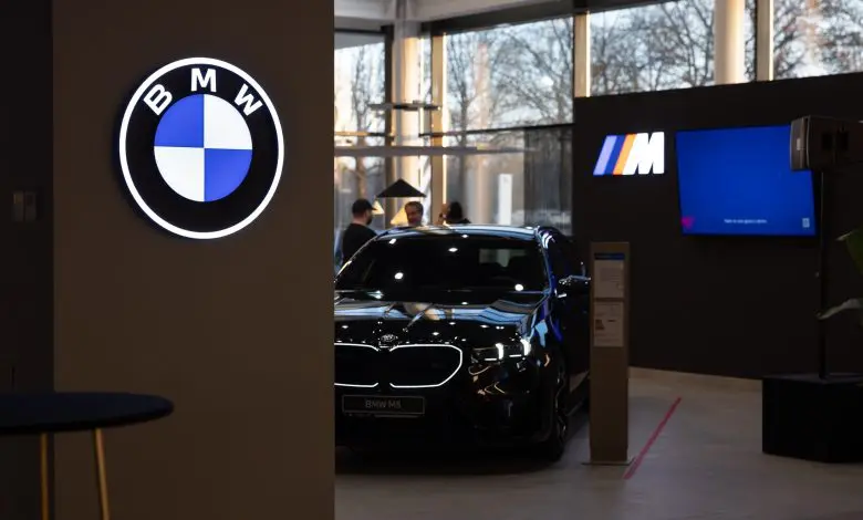 BMW și MINI Auto Cobalcescu inaugurează primul showroom complet transformat la București
