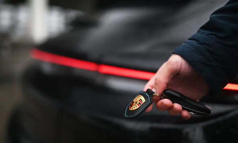 Porsche își lansează serviciul de încărcare în România