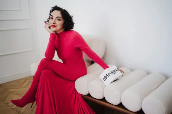 Ana Morodan lansează ctrl+age+delete, un supliment de colagen