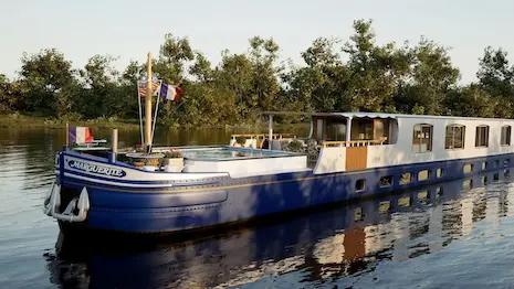 Belmond lansează o croazieră pe râurile din Burgundia