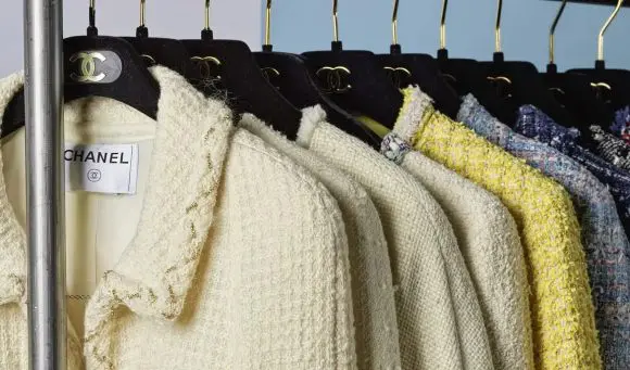 O colecție privată Chanel ajunge la licitație