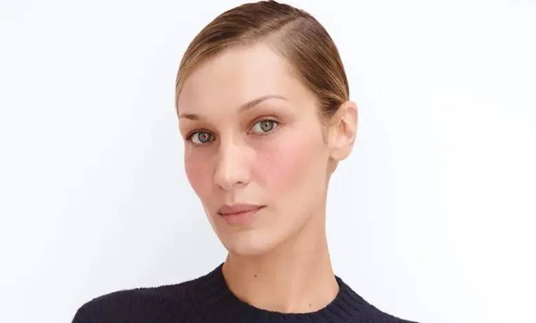 Bella Hadid devine primul brand ambassador al Prada Beauty