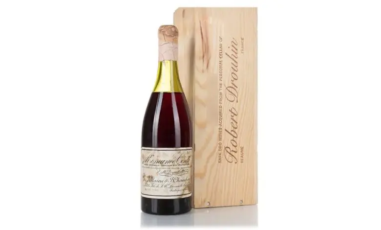O sticlă rară de Domaine de la Romanée-Conti 1945 a devenit cel mai scump vin vândut la licitație