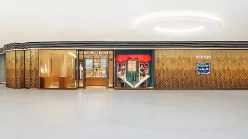 Hermès redeschide magazinul din Hong Kong