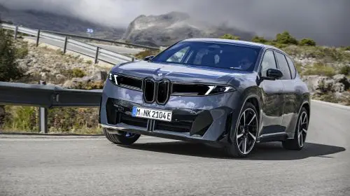 BMW iX3 repurtează două victorii: „World Car of The Year” şi „World Electric Vehicle”