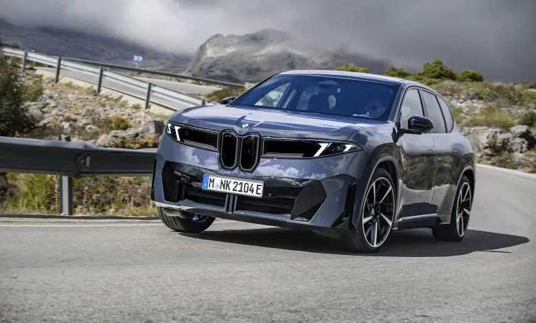 BMW iX3 repurtează două victorii: „World Car of The Year” şi „World Electric Vehicle”