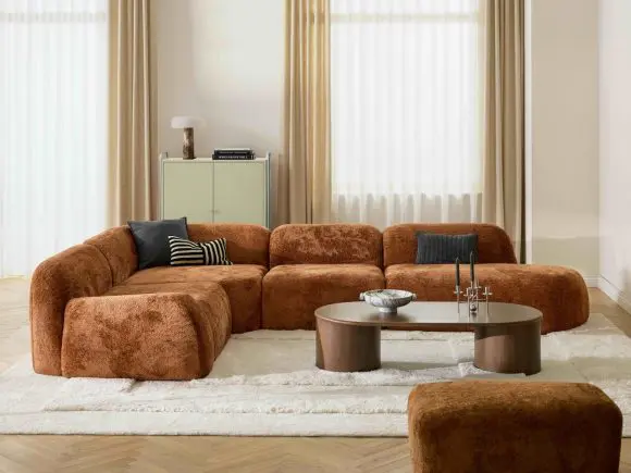 Brandul de mobilier Westwing lansează canapeaua Wolke