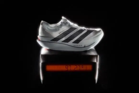 Adidas lansează primul pantof de alergare sub 100 de grame: Adizero Adios Pro Evo 3