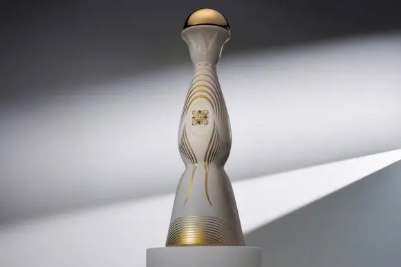 Clase Azul lansează o ediție limitată dedicată Cupei Mondiale