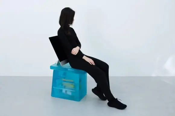 Lim Wootek transformă tehnologia depășită în obiecte de design colecționabile