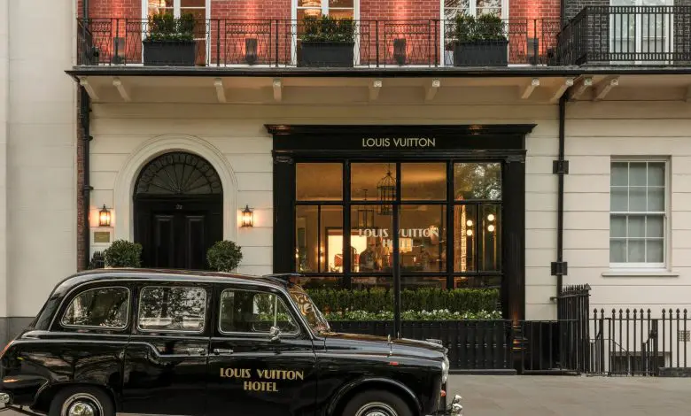 Louis Vuitton a lansat o experiență hotelieră temporară în Mayfair