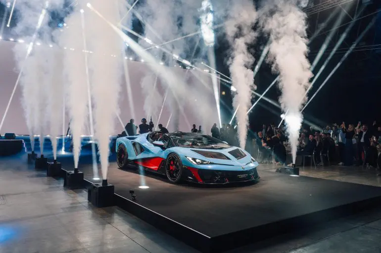 Revuelto Fenomeno Roadster