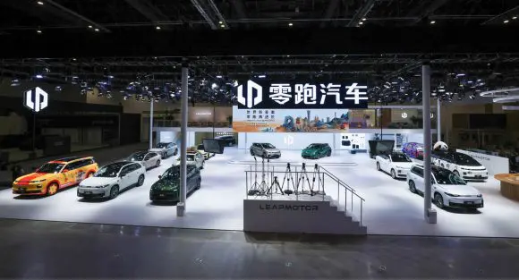 Leapmotor lansează modelul B05 Ultra la Salonul Auto de la Beijing din 2026
