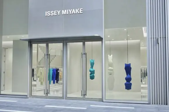 Issey Miyake a deschis cel mai mare magazin al său în Shanghai
